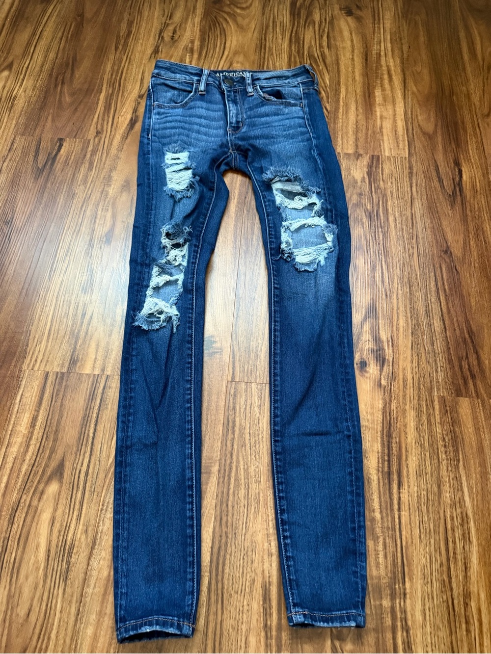 Women’s AE Distressed Jeans